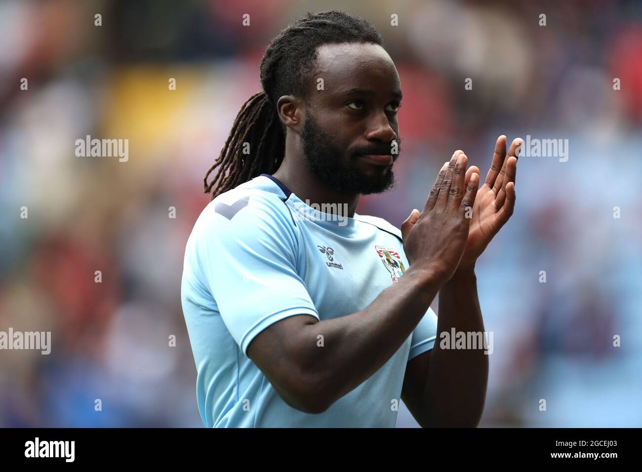 Fankaty Dabo von Coventry City vor dem Sky Bet ChampionshipSpiel in