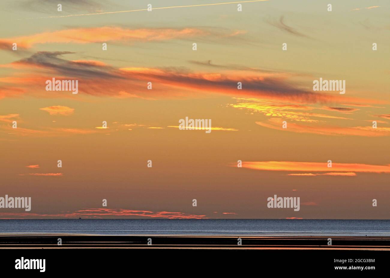 Sonnenuntergang am First Encounter Beach, Eastham, Massachusetts, auf Cape Cod Stockfoto