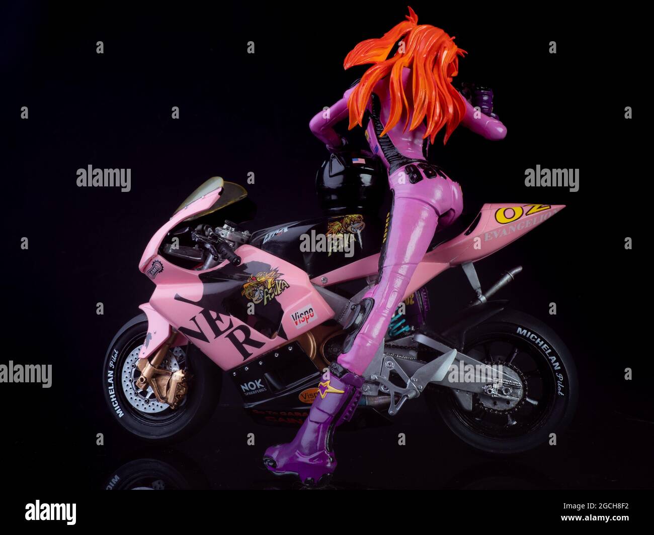 Asuka Neon Genesis Evangelion auf einem Fahrrad, Motorrad, Modellbausatz 1/6 Stockfoto