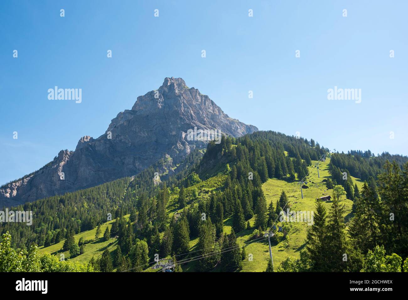 Geographie / Reisen, Schweiz, Landschaft mit dem Bire, dem Hausberg von Kandersteg, ZUSÄTZLICHE-RIGHTS-CLEARANCE-INFO-NOT-AVAILABLE Stockfoto