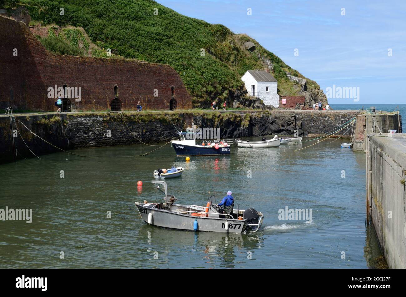 Porthgain Harbour Pembrokeshire Coast National Park Wales Cymru Großbritannien Stockfoto