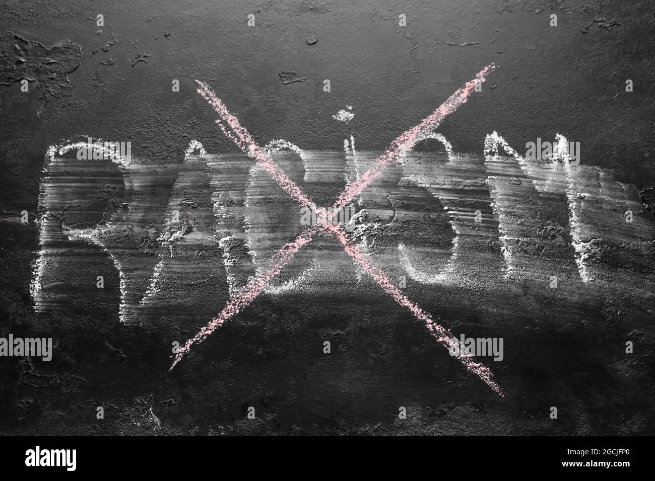 Durchgestrichen Inschrift Rassismus Konzept stoppen Rassismus ...