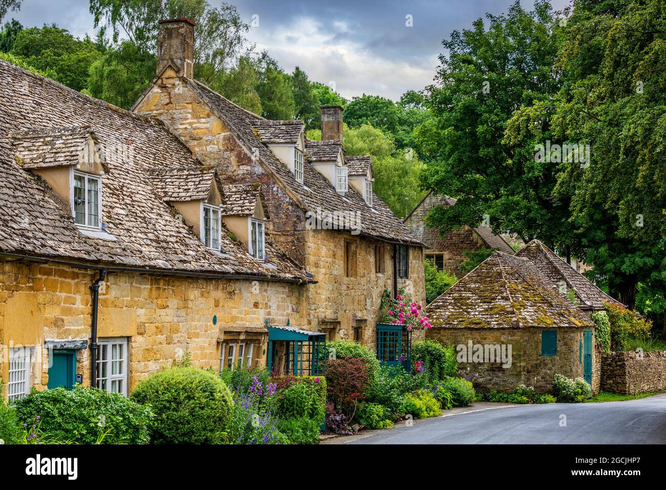 Stone Cottages im Dorf Snowshill in die Cotwolds, England Stockfoto