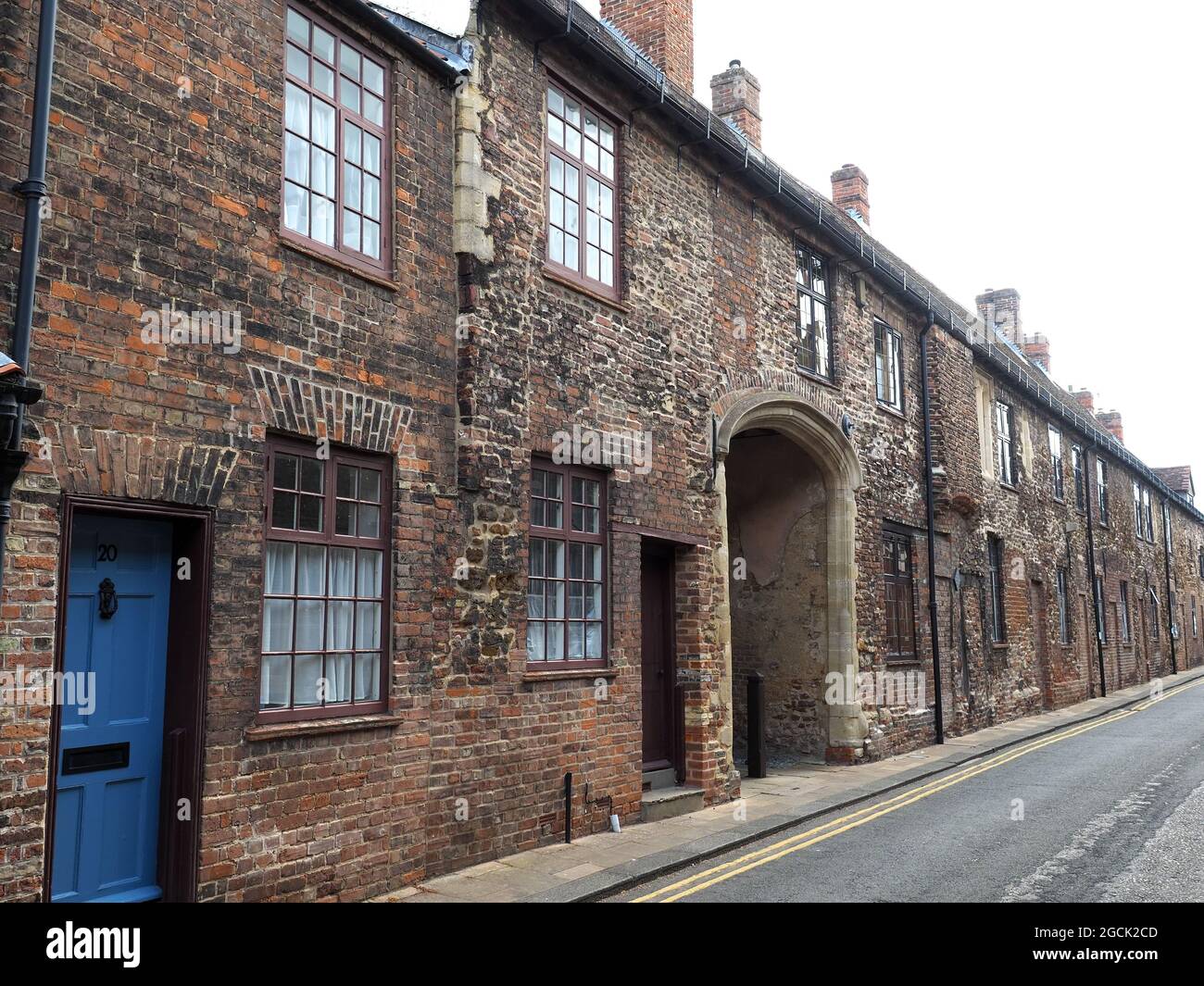 Blick entlang der Priory Lane in der alten historischen Gegend von King's Lynn in Norfolk, Großbritannien Stockfoto