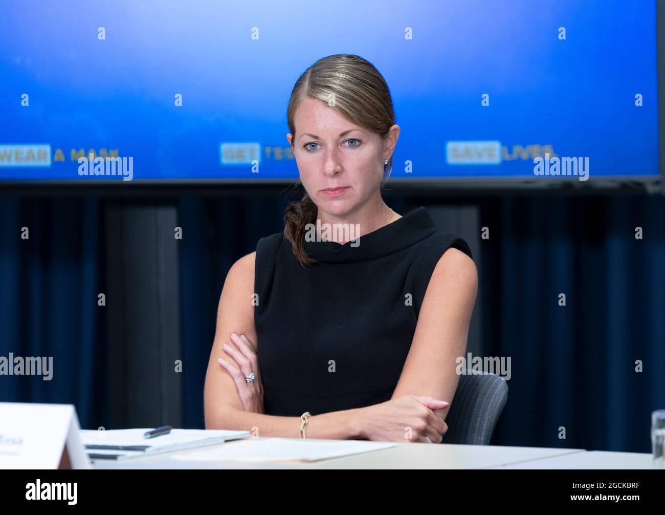 Melissa DeRosa Gouverneurssekretärin nimmt am 8. September 2020 an der Pressekonferenz und der Ankündigung von Andrew Cuomo im Büro in der 3rd Avenue in Manhattan, New York, Teil. Der Gouverneur kündigte die Einrichtung einer COVID-Berichtskarte mit Informationen für jede Schule im Bundesstaat an und erklärte seine Entscheidung über die Öffnung von Restaurants in der Tür, da die örtlichen Behörden in New York City keine Vollstreckungsgewalt haben. (Foto von Lev Radin/Sipa USA) Stockfoto