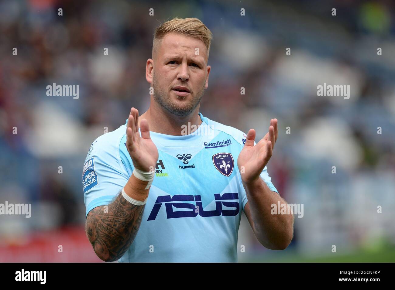 Huddersfield, England - 8. August 2021 - Joe Westerman von Wakefield Trinity applaudiert die Fans während der Rugby League Betfred Super League Huddersfield Giants gegen Wakefield Trinity im John Smith's Stadium, Huddersfield, Großbritannien, Dean Williams Stockfoto