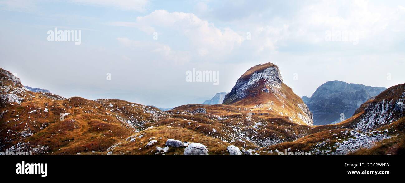 Mount Uvita Greda im Durmitor Nationalpark, Dinarische Alpen, Montenegro. Der Durmitor-Nationalpark ist Teil des UNESCO-Weltkulturerbes. Stockfoto