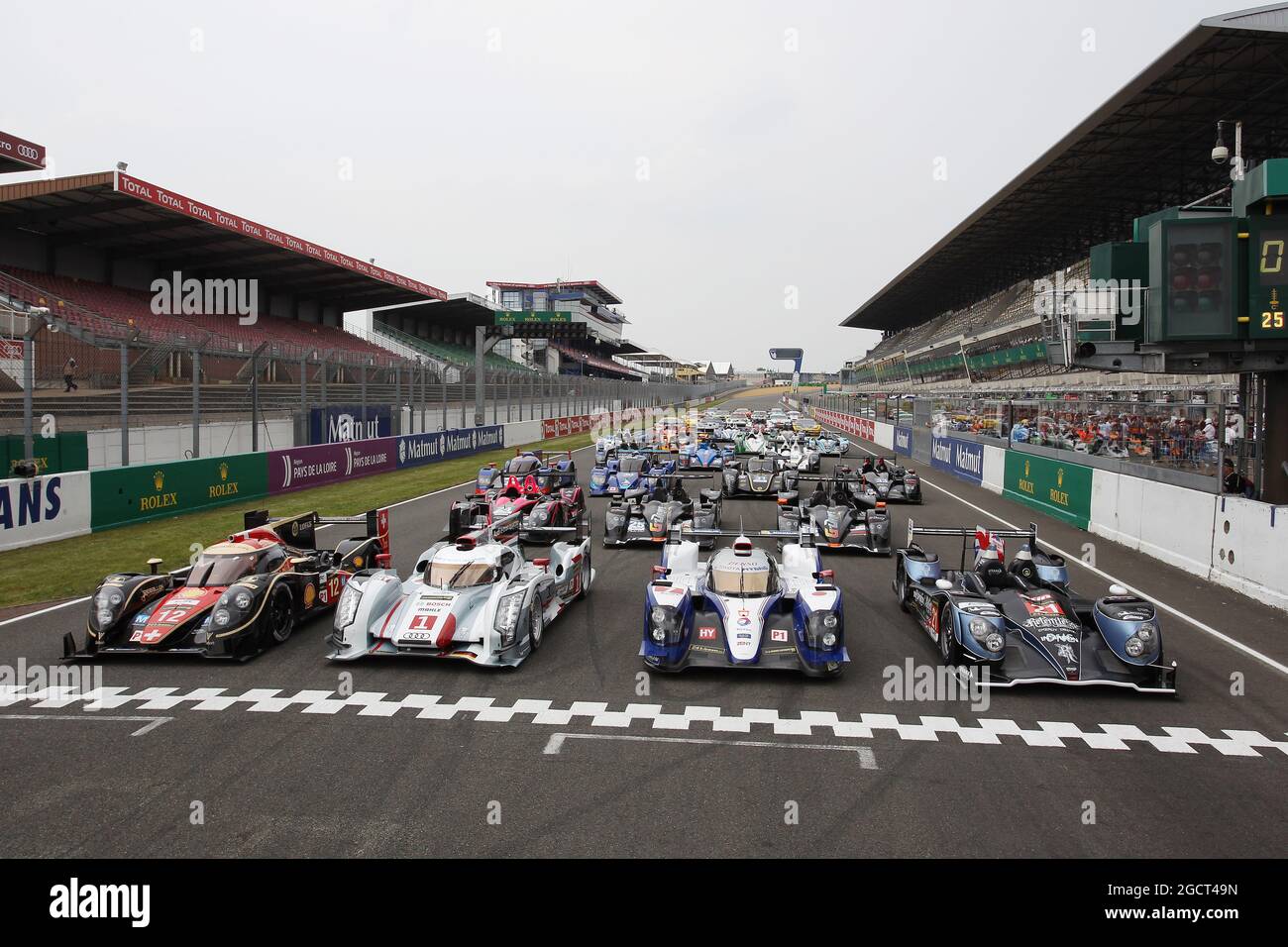 Teilnehmer für das 24-Stunden-Rennen von Le Mans. 24-Stunden-Testtag von Le Mans, Sonntag, 9. Juni 2013. Le Mans, Frankreich. Stockfoto