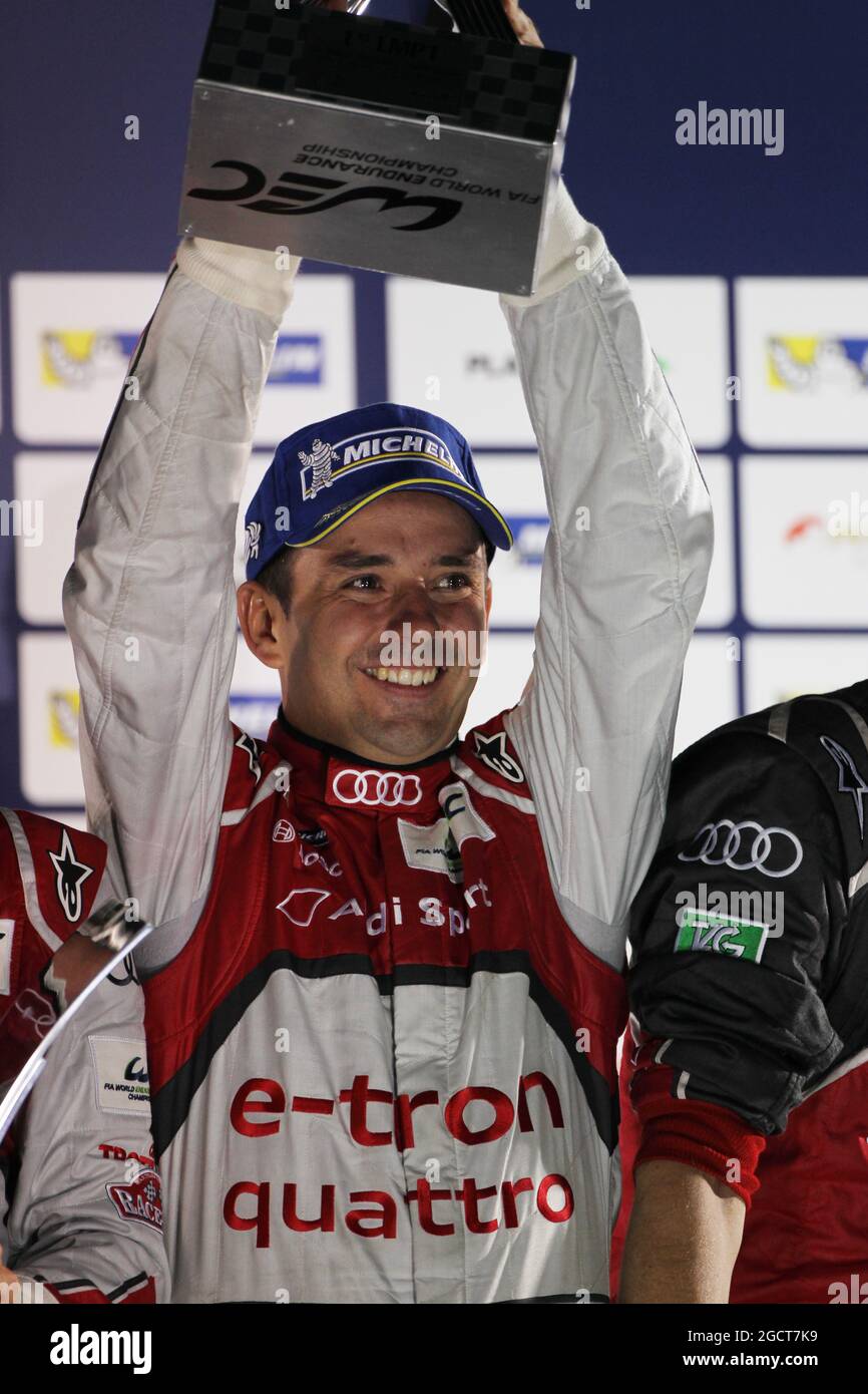 Audi r18 e tron quattro feiert auf dem podium Stockfotos und bilder