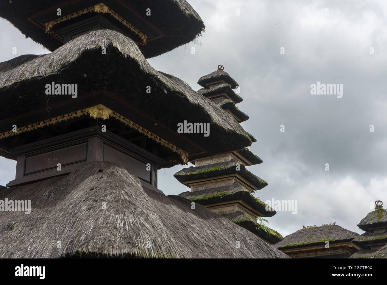 Meru Türme des heiligen Besakih Tempel. Bali, Indonesien. Stockfoto