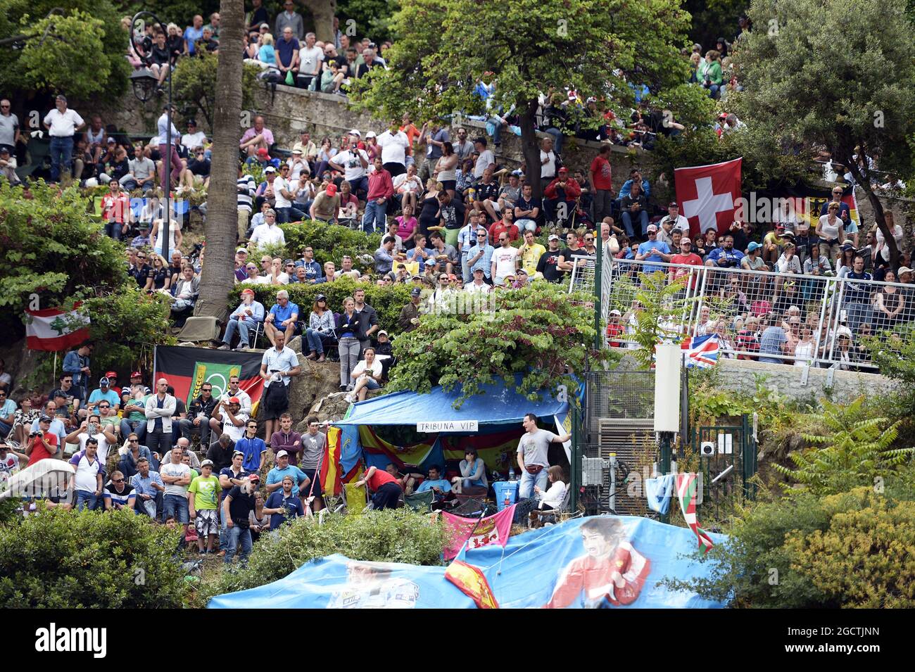 Fans auf dem Hügel. Großer Preis von Monaco, Sonntag, 25. Mai 2014. Monte Carlo, Monaco. Stockfoto