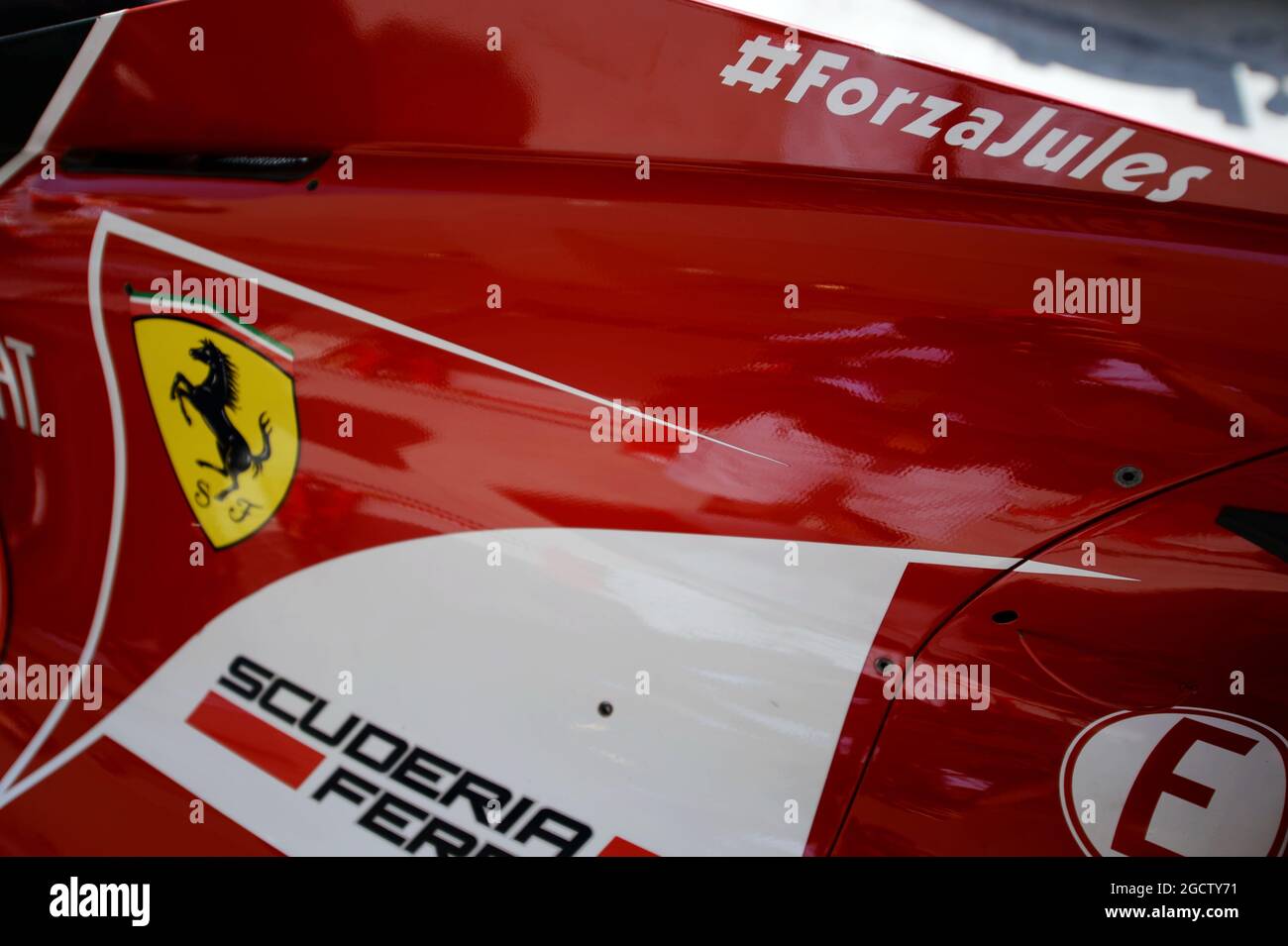 Motorabdeckung des Ferrari F14-T mit einer Unterstützungsbotschaft für Jules Bianchi. Großer Preis der Vereinigten Staaten, Donnerstag, 30. Oktober 2014. Circuit of the Americas, Austin, Texas, USA. Stockfoto