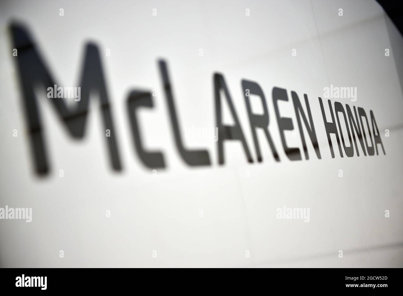 McLaren Honda-Logo. Großer Preis von Malaysia, Donnerstag, 26. März 2015. Sepang, Kuala Lumpur, Malaysia. Stockfoto