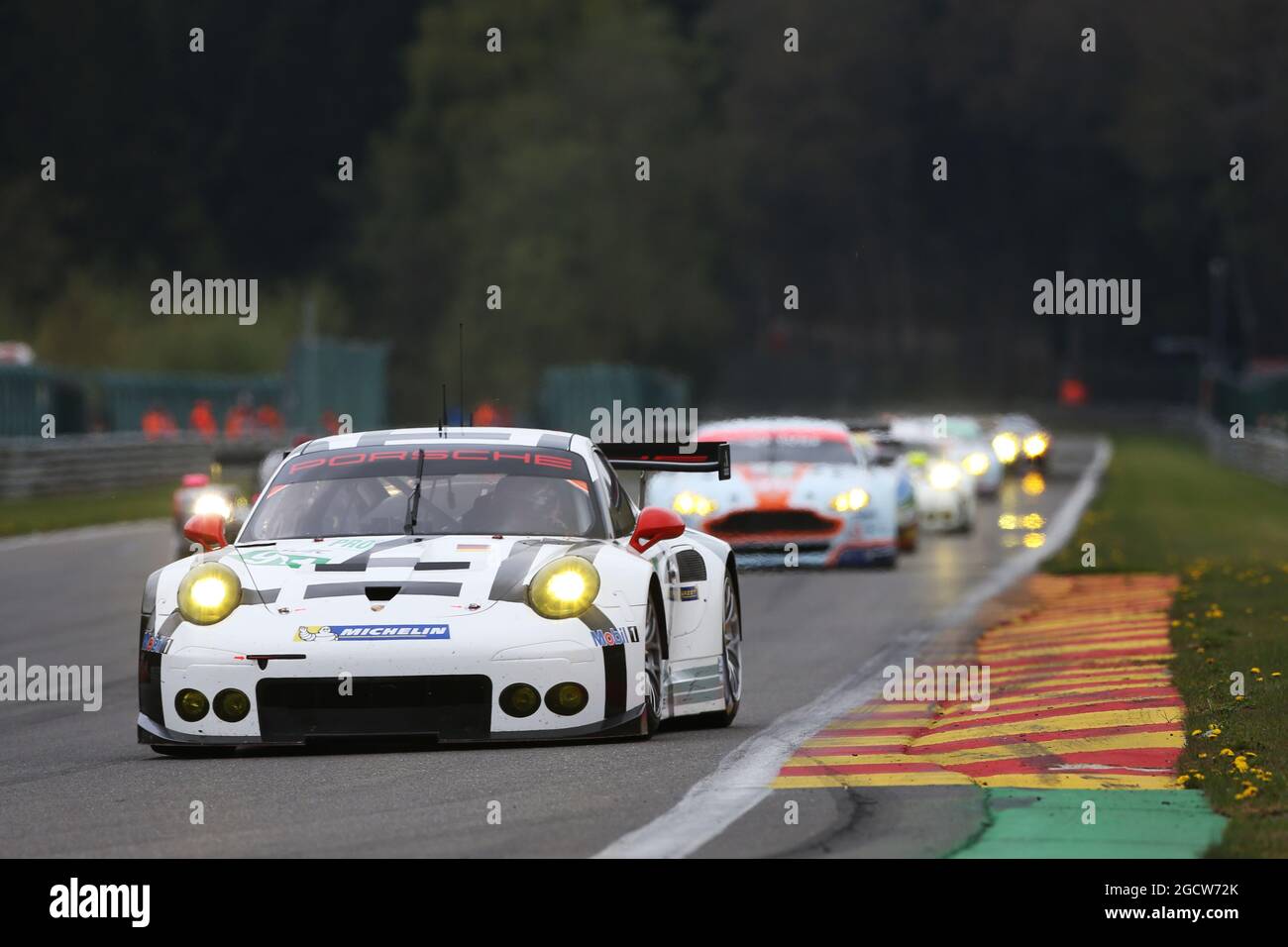 Sven Muller (GER) / Kevin Estre (FRA) #91 Porsche Team Manthey Porsche 911 RSR. FIA-Langstrecken-Weltmeisterschaft, Runde 2, Samstag, 2. Mai 2015. Spa-Francorchamps, Belgien. Stockfoto