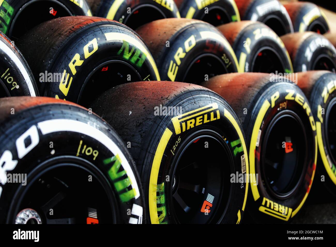 Pirelli-Reifen. Großer Preis von Ungarn, Samstag, 25. Juli 2015. Budapest, Ungarn. Stockfoto