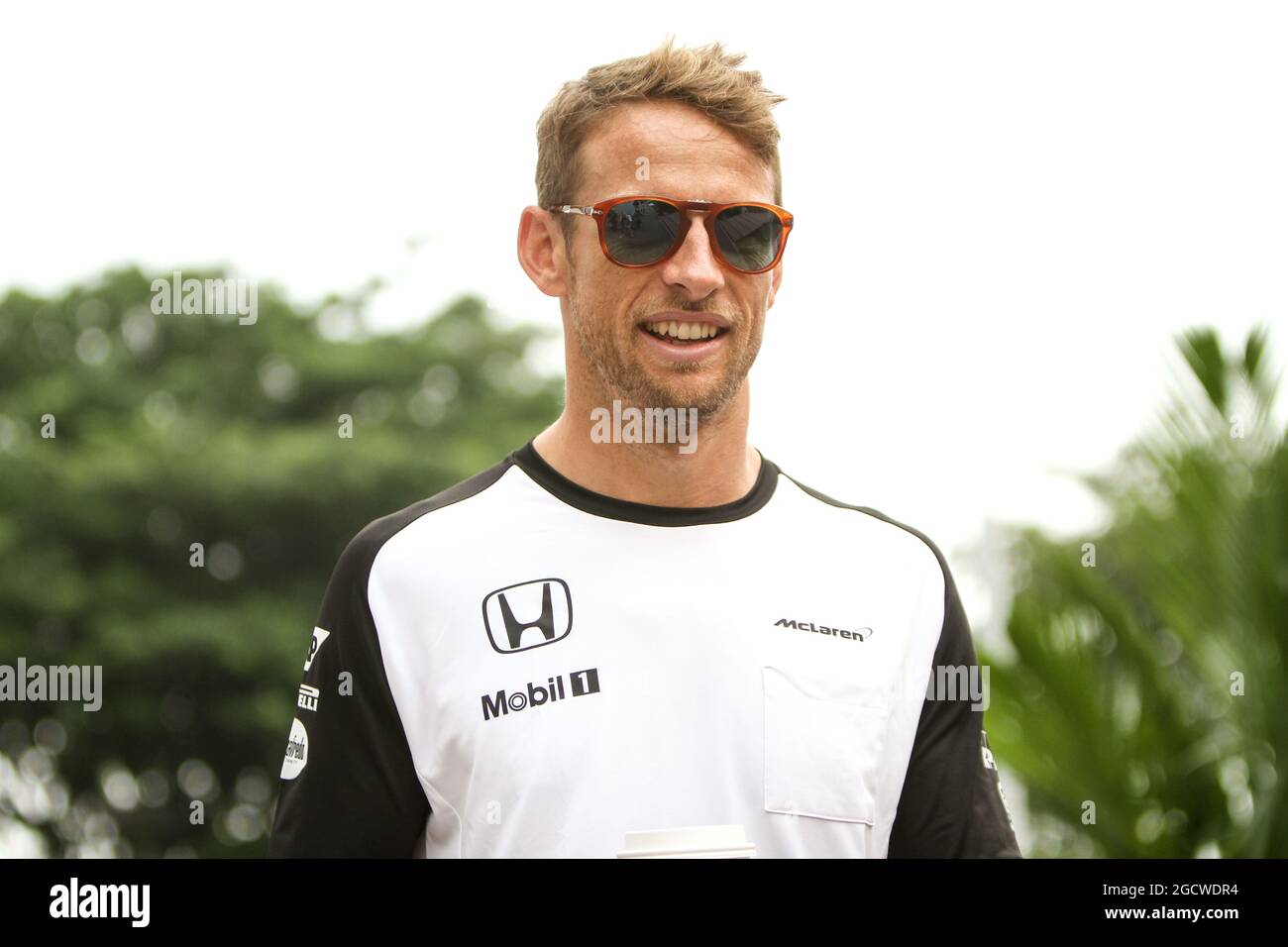 Jenson Button (GBR) McLaren. Großer Preis von Singapur, Donnerstag, 17. September 2015. Marina Bay Street Circuit, Singapur. Stockfoto