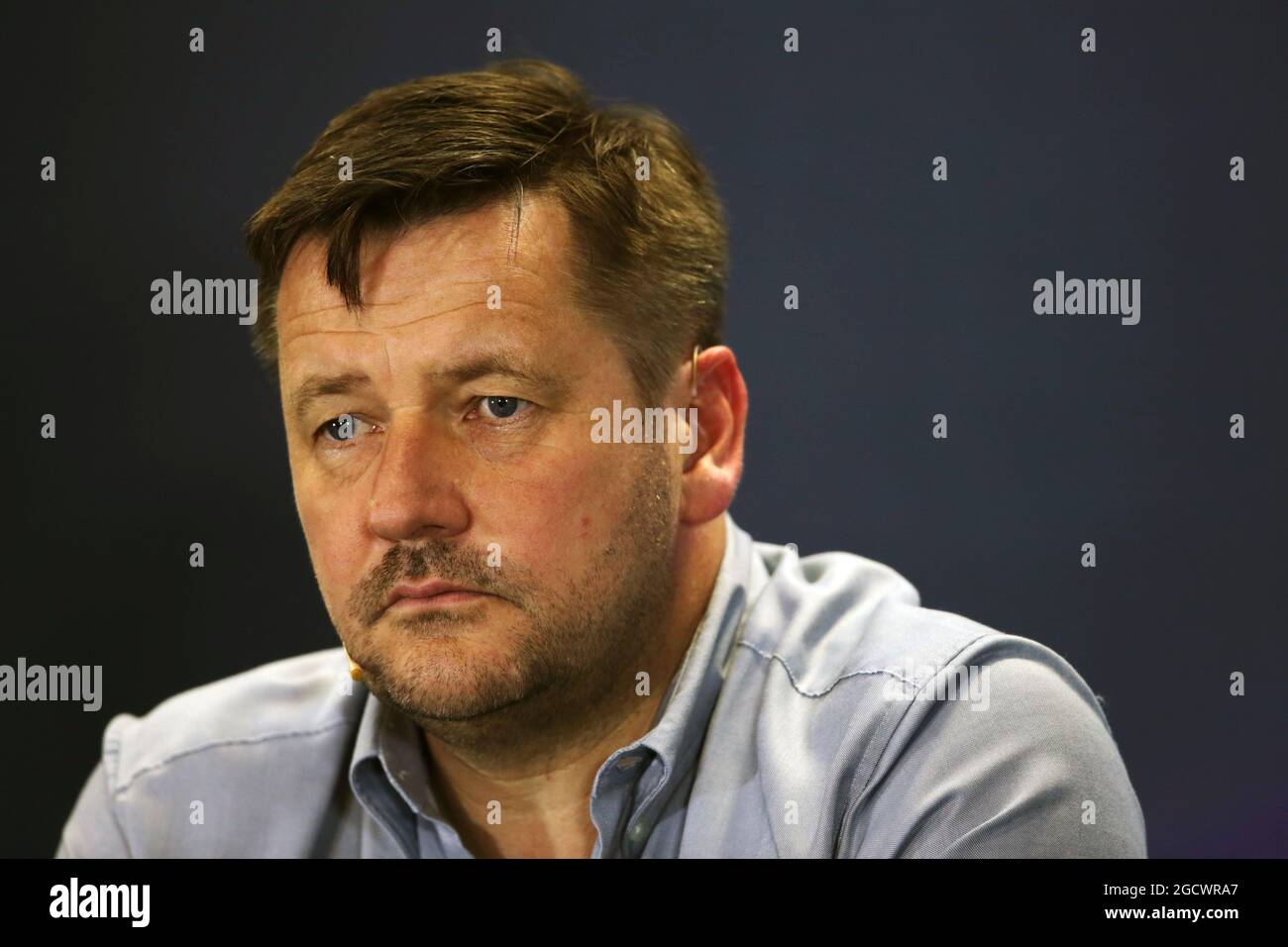 Paul Hembery (GBR) Pirelli Motorsport Direktor bei der FIA Pressekonferenz. Großer Preis von Russland, Freitag, 29. April 2016. Sotschi Autodrom, Sotschi, Russland. Stockfoto