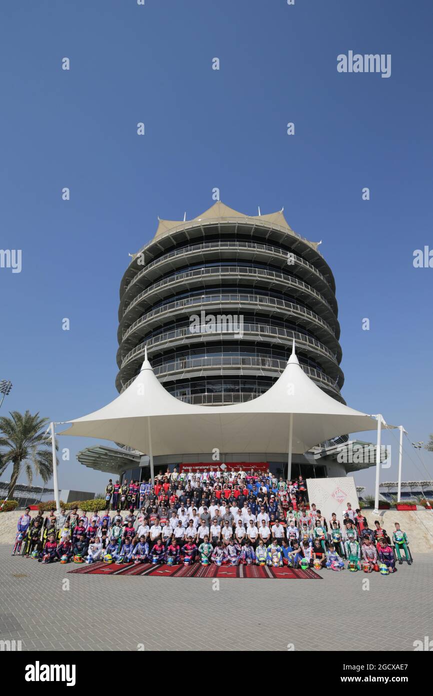 Gruppenfoto zum Saisonende. FIA-Langstrecken-Weltmeisterschaft, Runde 9, Donnerstag, 17. November 2016. Sakhir, Bahrain. Stockfoto