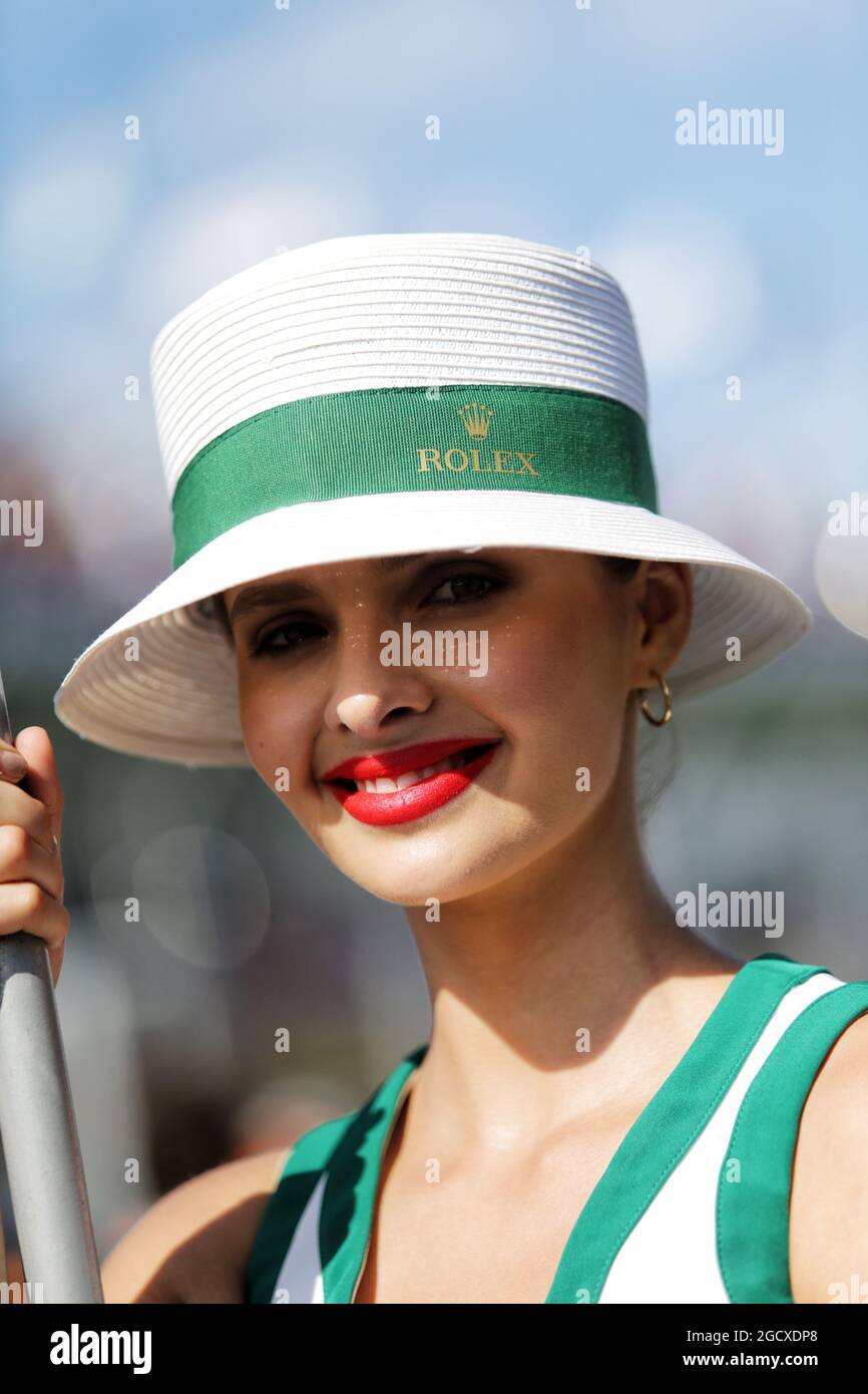 Gittertes Mädchen. Großer Preis von Australien, Sonntag, 26. März 2017. Albert Park, Melbourne, Australien. Stockfoto