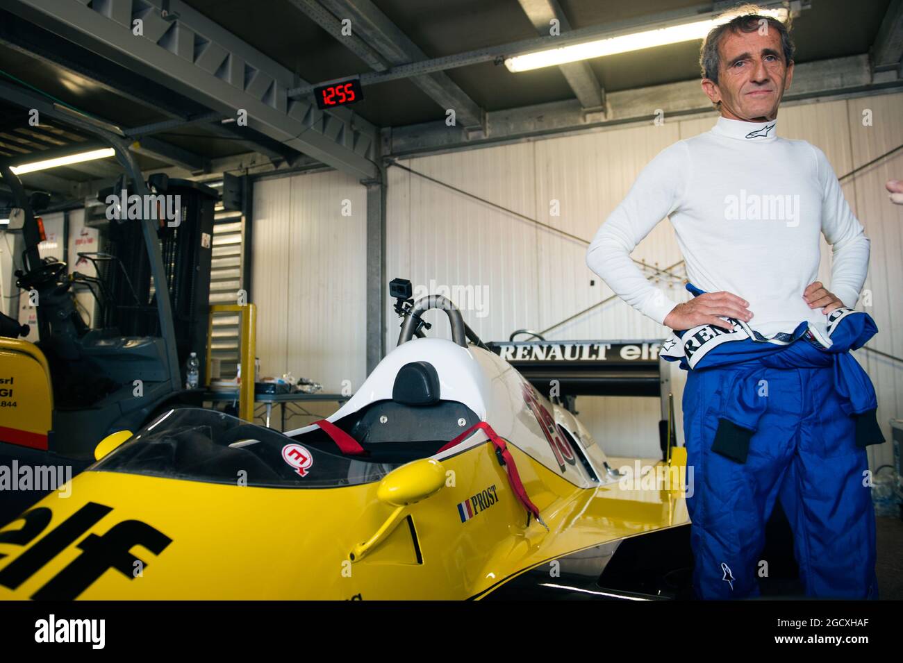 Alain Prost (FRA) Renault Sport F1 Team Special Advisor mit dem Renault RE40. Großer Preis von Monaco, Freitag, 26. Mai 2017. Monte Carlo, Monaco. Stockfoto