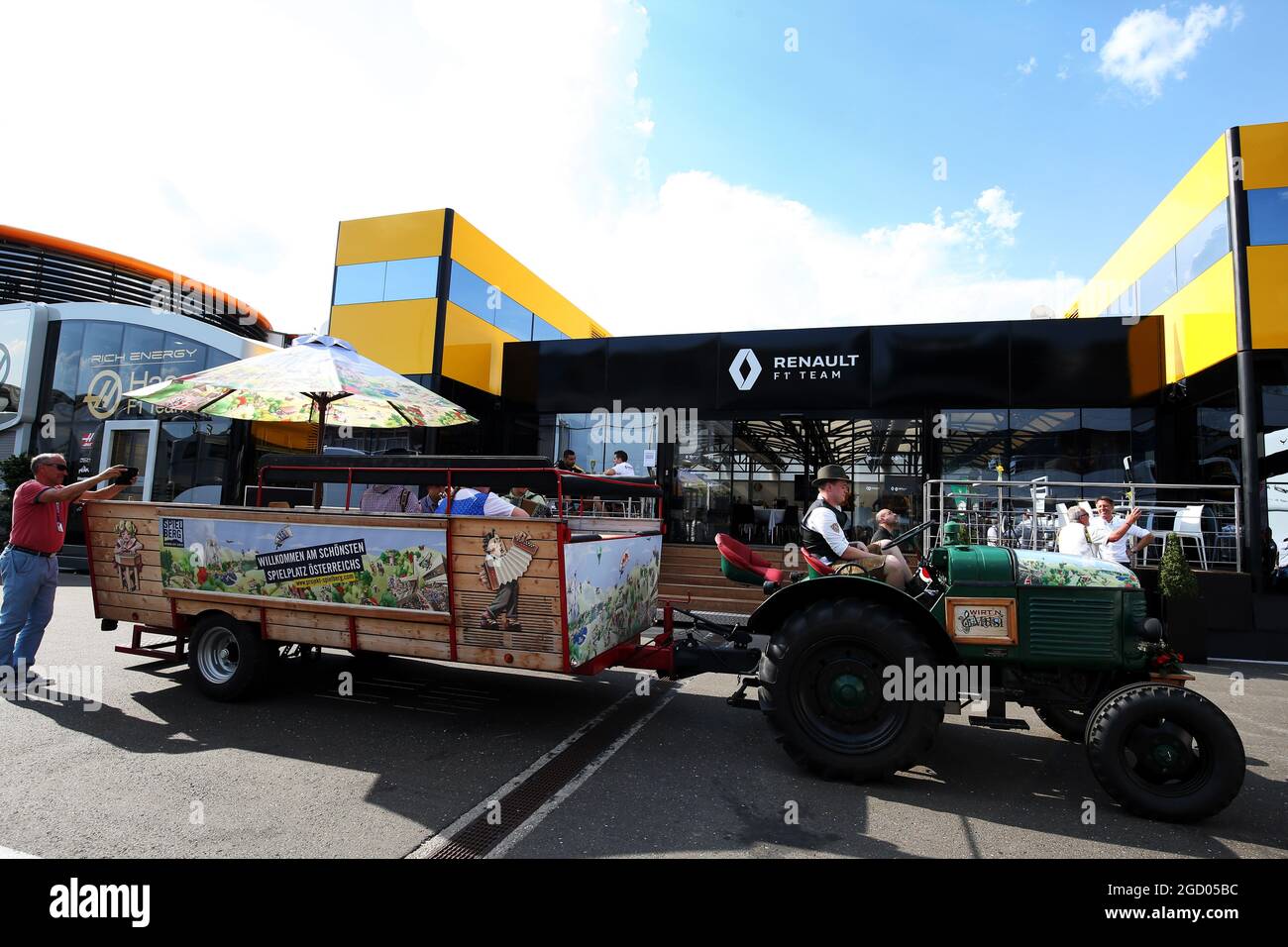 Fahrerlager-Atmosphäre - Renault F1 Team. Großer Preis von Österreich, Donnerstag, 27. Juni 2019. Spielberg, Österreich. Stockfoto