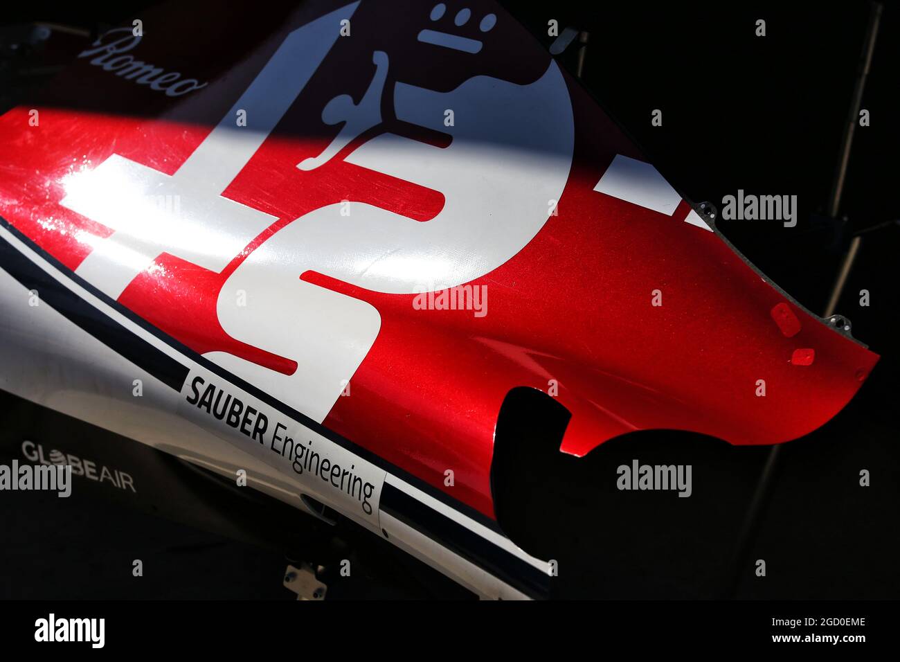 Motorabdeckung Alfa Romeo Racing C38. Großer Preis von Japan, Sonntag, 13. Oktober 2019. Suzuka, Japan. Stockfoto