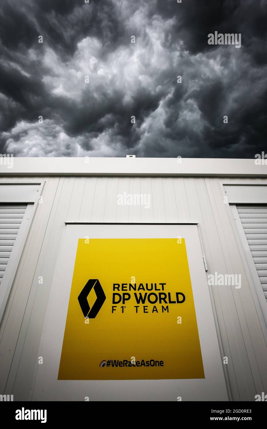 Fahrerlager-Atmosphäre - Renault F1 Team. Großer Preis von Österreich, Mittwoch, 1. Juli 2020. Spielberg, Österreich. Stockfoto