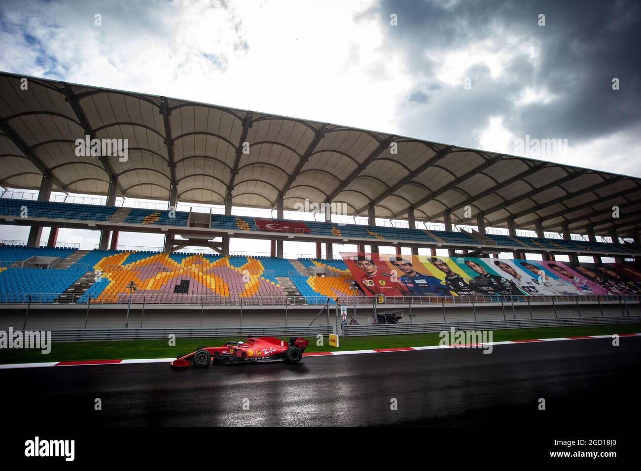 Sebastian Vettel (GER) Ferrari SF1000. Stockfoto