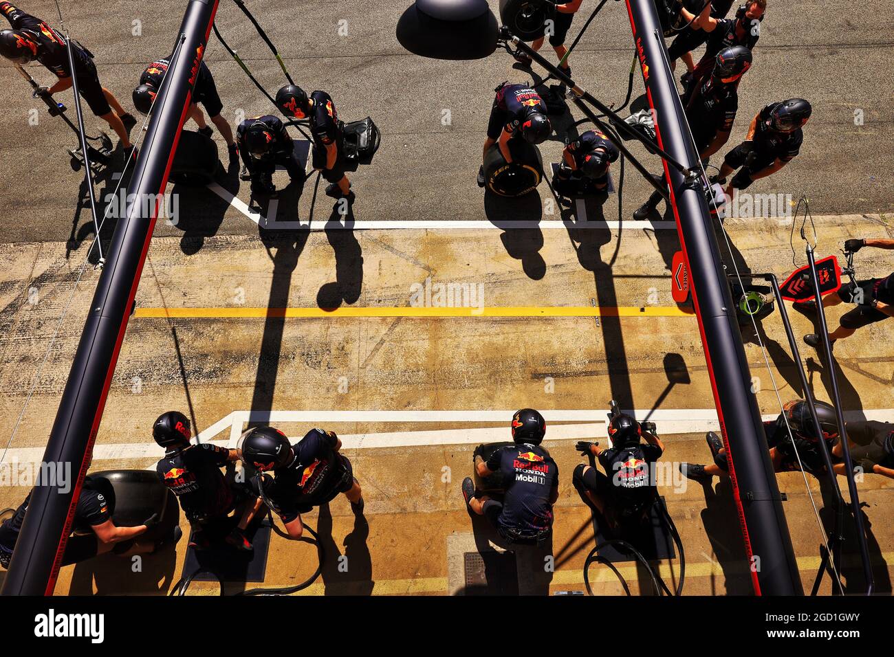Red Bull Racing übt einen Boxenstopp aus. Großer Preis von Spanien, Samstag, 8. Mai 2021. Barcelona, Spanien. Stockfoto