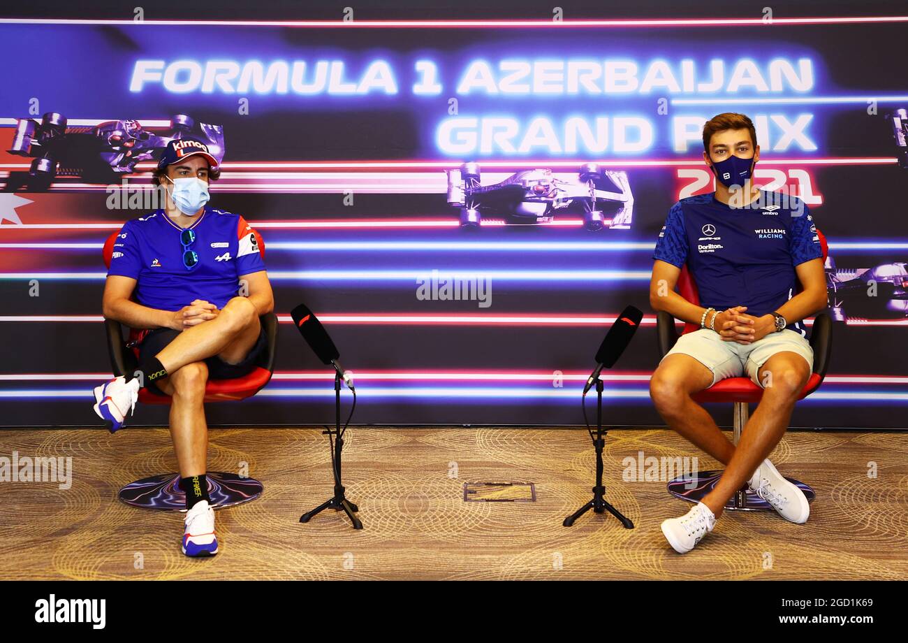 L Bis R Fernando Alonso Esp Alpine F1 Team Und George Russell Gbr Williams Racing Bei Der Fia Pressekonferenz Grosser Preis Von Aserbaidschan Donnerstag 3 Juni 2021 Baku City Circuit Aserbaidschan Fia
