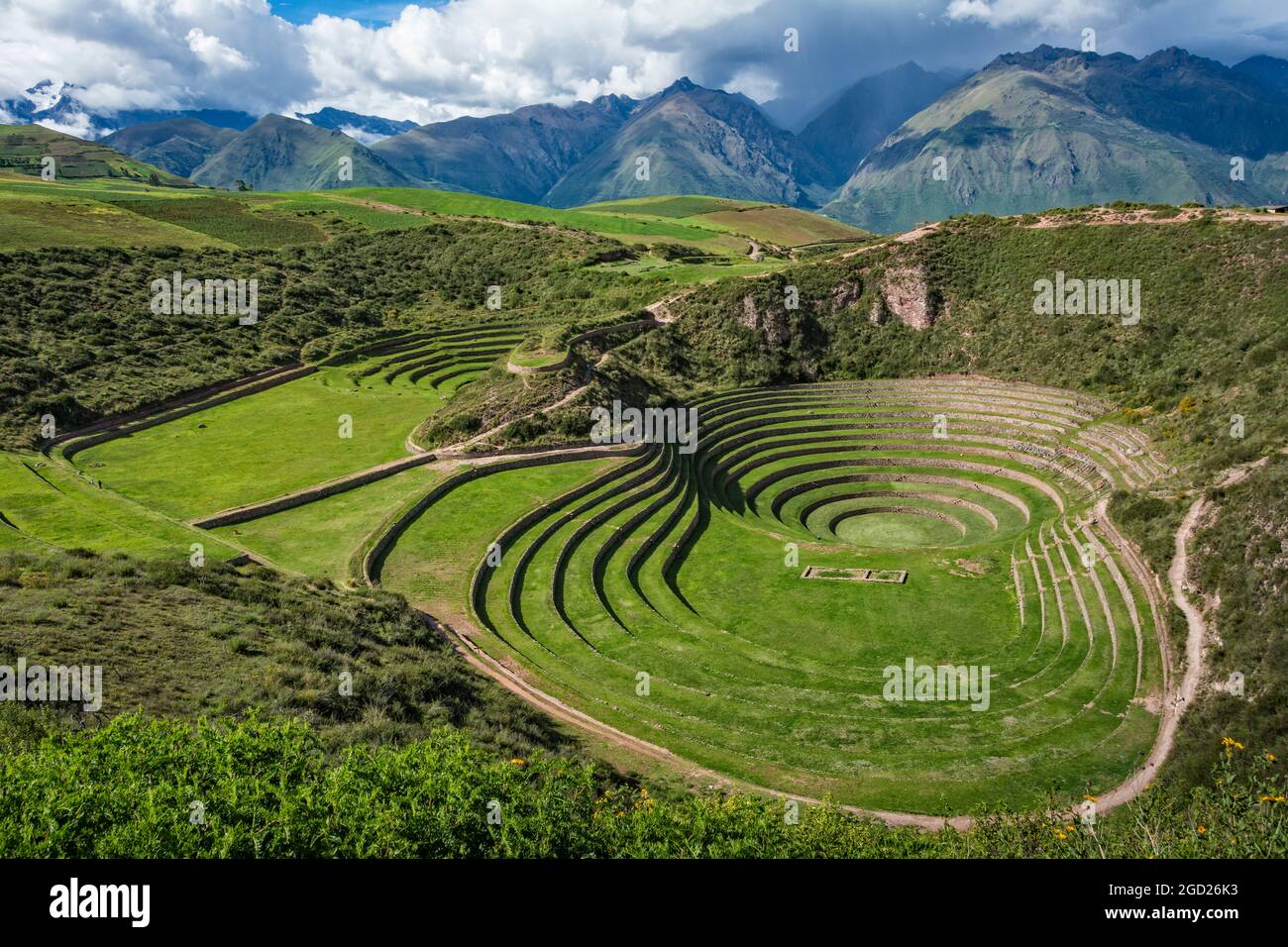 Kreisförmige Terrassen des landwirtschaftlichen Areals der Inka in Moray im Heiligen Tal, Peru. Stockfoto