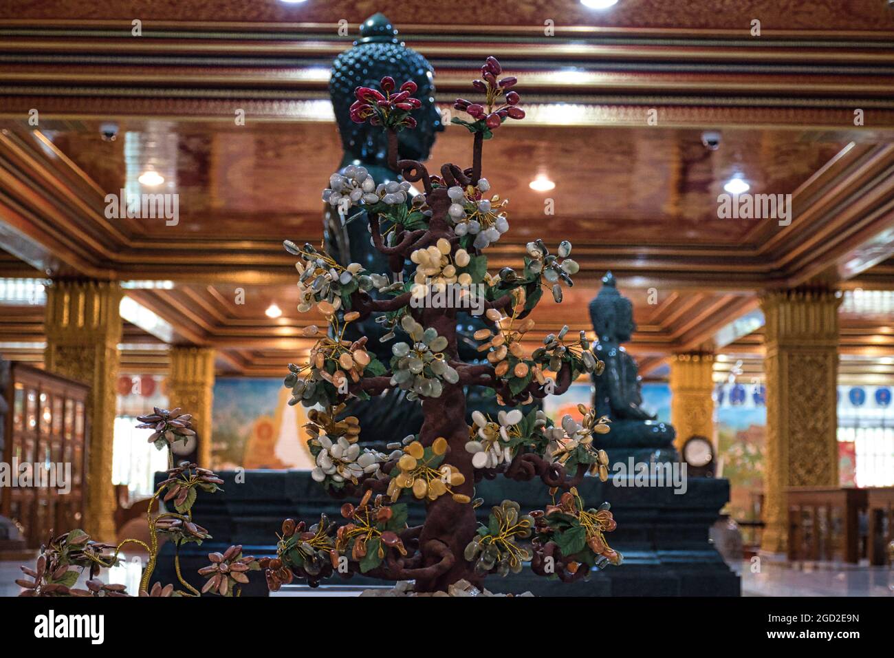 Bangkok, Thailand 07. April 2021 Museum mit erstaunlichen Modellen, Modellen, Skulpturen in Maharatchamongkol große Pagode am Wat Paknam Tempel in Phasi Charo Stockfoto