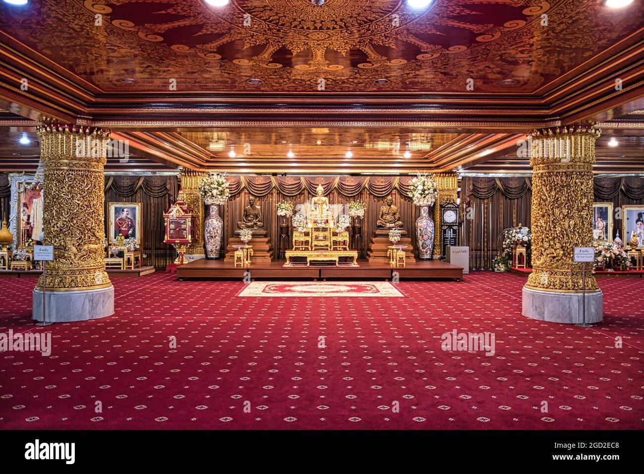 Bangkok, Thailand 07. April 2021 Museum mit erstaunlichen Modellen, Modellen, Skulpturen in Maharatchamongkol große Pagode am Wat Paknam Tempel in Phasi Charo Stockfoto