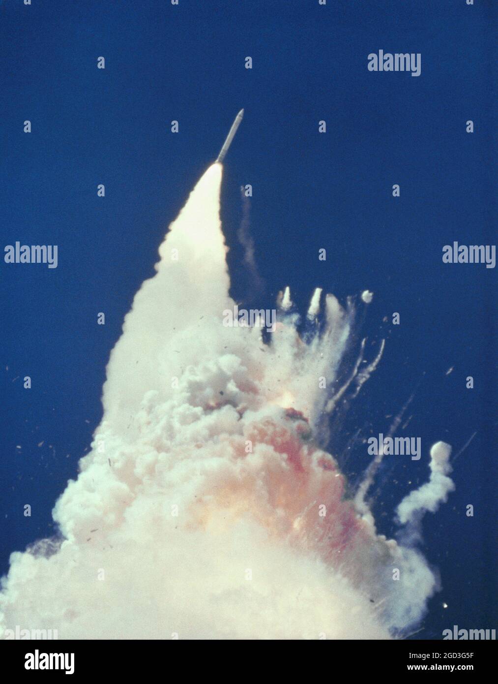 Der Space Shuttle Challenger explodiert 73 Sekunden nach dem Start. Stockfoto