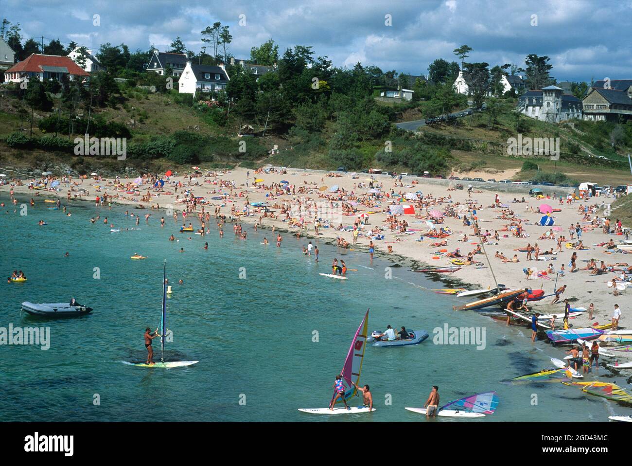 FINISTERE (29) BRETAGNE, KERFANY LES PINS, SEIN STRAND, FRANKREICH Stockfoto