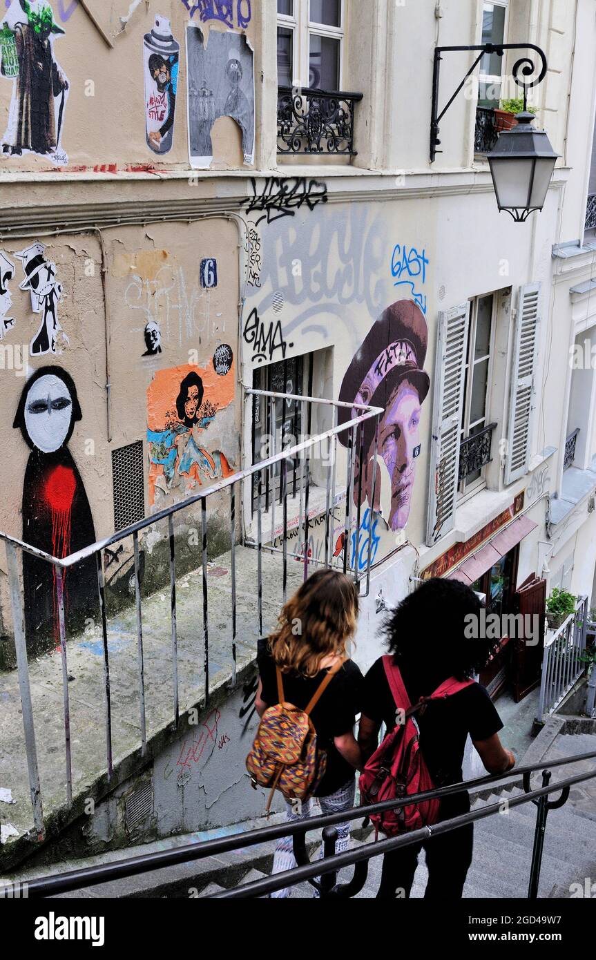 FRANKREICH, PARIS (75) 18. ARRONDISSEMENT, BEZIRK MONTMARTRE, STREET ART IN DER RUE DREVET Stockfoto