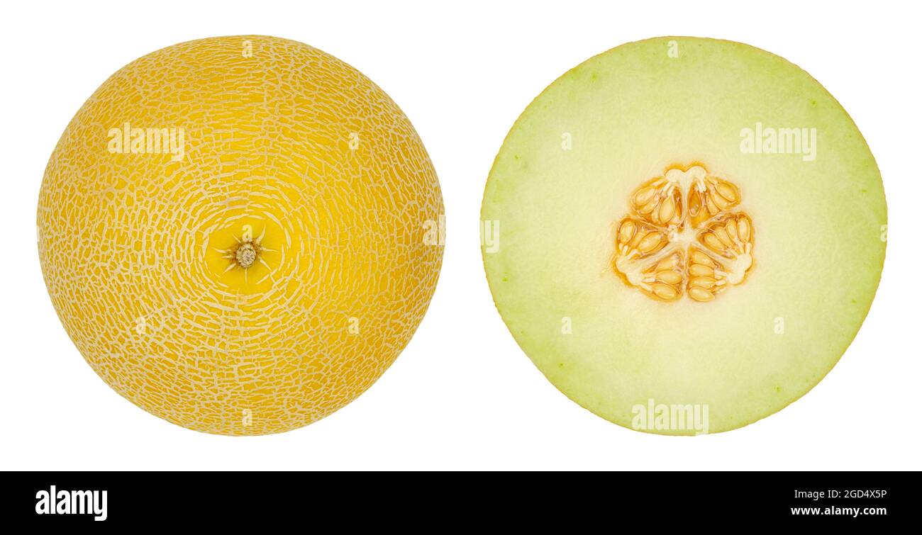 Galia Melonenhälften, auch Bardamelone, von oben isoliert. Frische, reife Frucht von Cucumis melo var. reticulatus, einer süßen, aromatischen Melone. Stockfoto