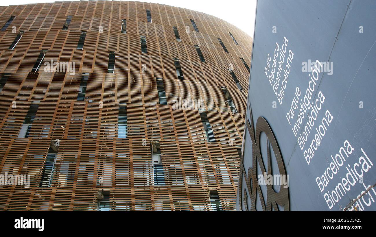 Modernes Gebäude des biomedizinischen Forschungsparks in Barcelona, Katalonien, Spanien, Europa Stockfoto