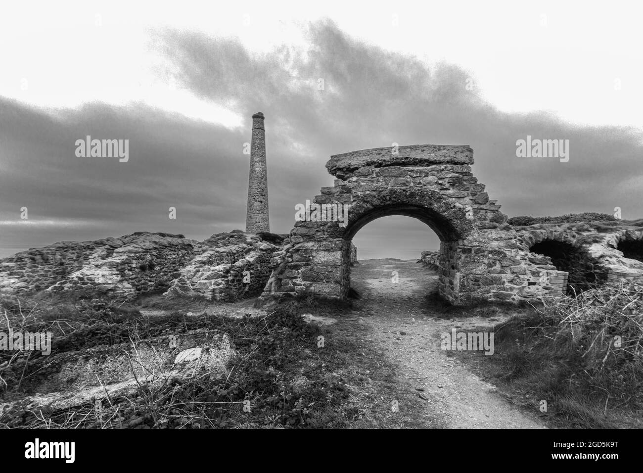 Schwarz-Weiß der Botalack-Bergwerke im Südwesten von Cornwall Stockfoto