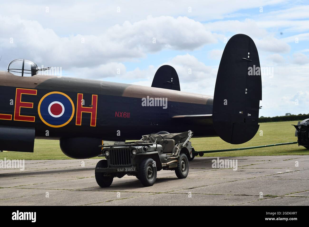 Die Lancaster NX611 Bomber aus dem Zweiten Weltkrieg wird derzeit restauriert, um sie eines Tages wieder flugfähig zu machen Stockfoto