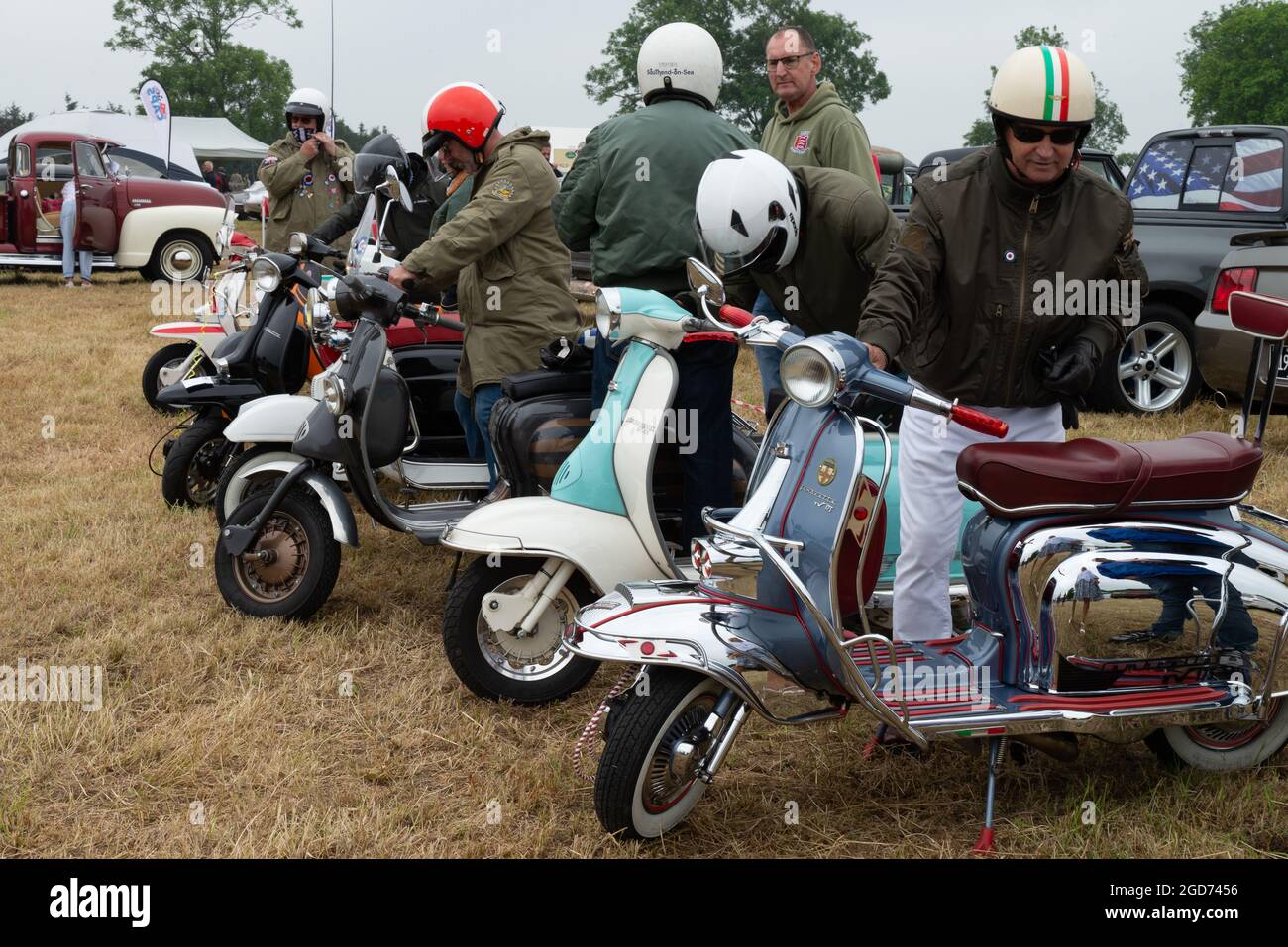 Rochford, Essex, Großbritannien - 27. Juni 2021: Rochford Oldtimer-Show auf dem Rasen in Essex. Stockfoto