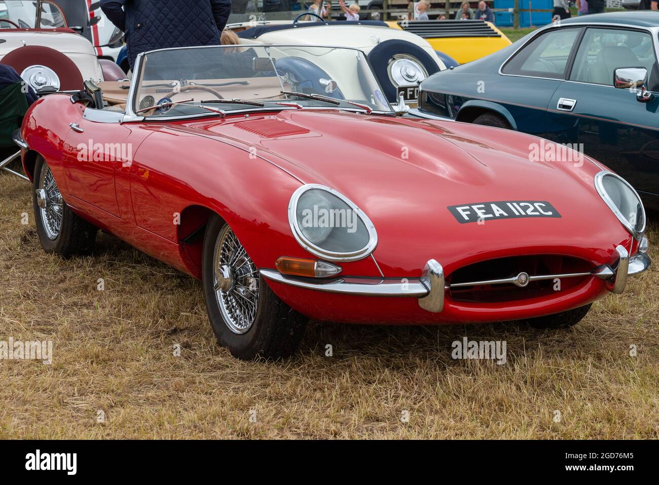 Rochford, Essex, Großbritannien - 27. Juni 2021: Rochford Oldtimer-Show auf dem Rasen in Essex. Stockfoto