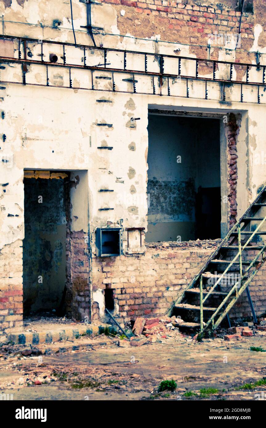 Altes Gebäude in verlassenen und in Ruine Stockfoto