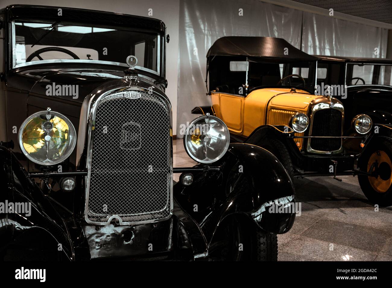 4. Juni 2019, Moskau, Russland: Seitenansicht des französischen Autos Delahaye 107M 1929. Klassische Retro-Autos der 1920er Jahre. Stockfoto