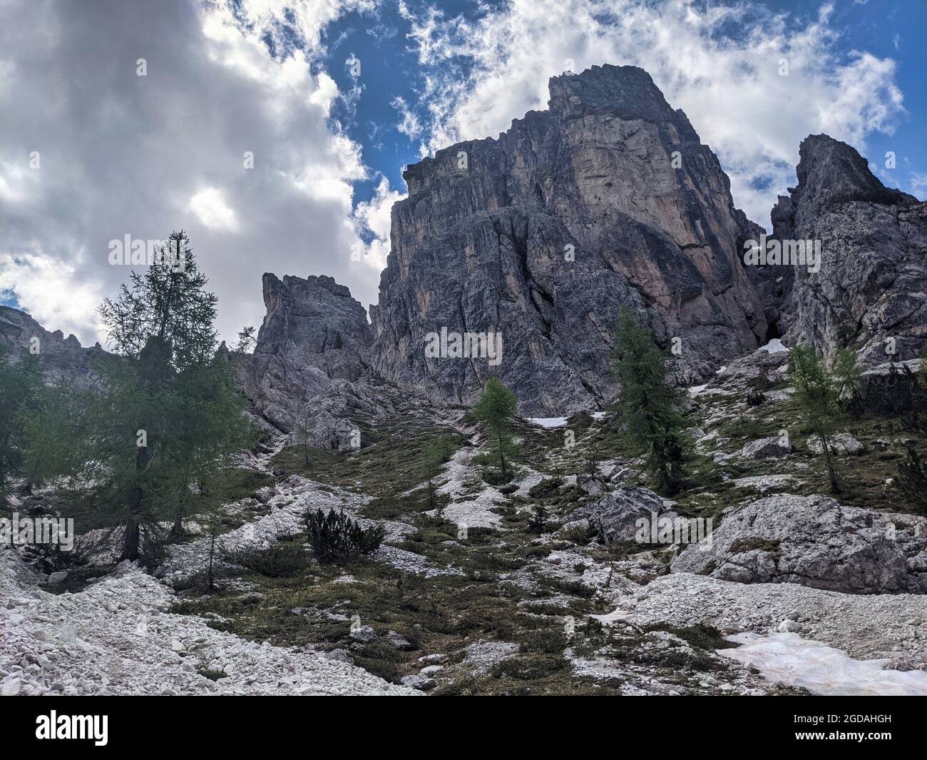 Wunderschöne Berglandschaft in den dolomiten bei cortina d ampezzo. Urlaub in den dolomiten in tirol. Fernweh Stockfoto