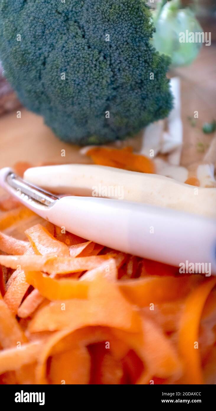 Gemüse wird zum Kochen zubereitet Stockfoto