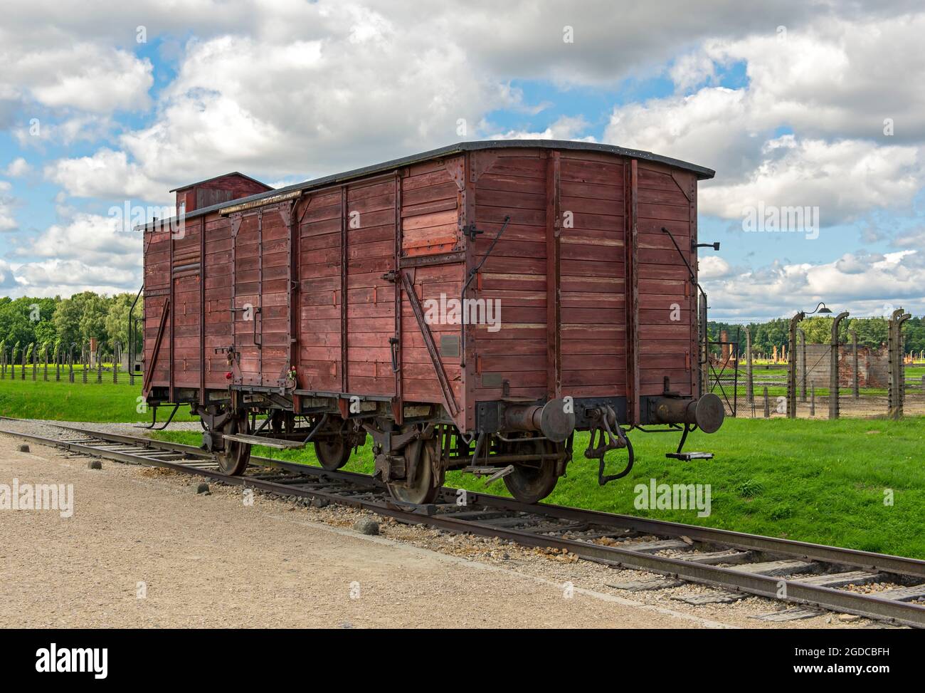 Güterwagen im Konzentrationslager Auschwitz II-Birkenau, Oswiecim, Polen Stockfoto
