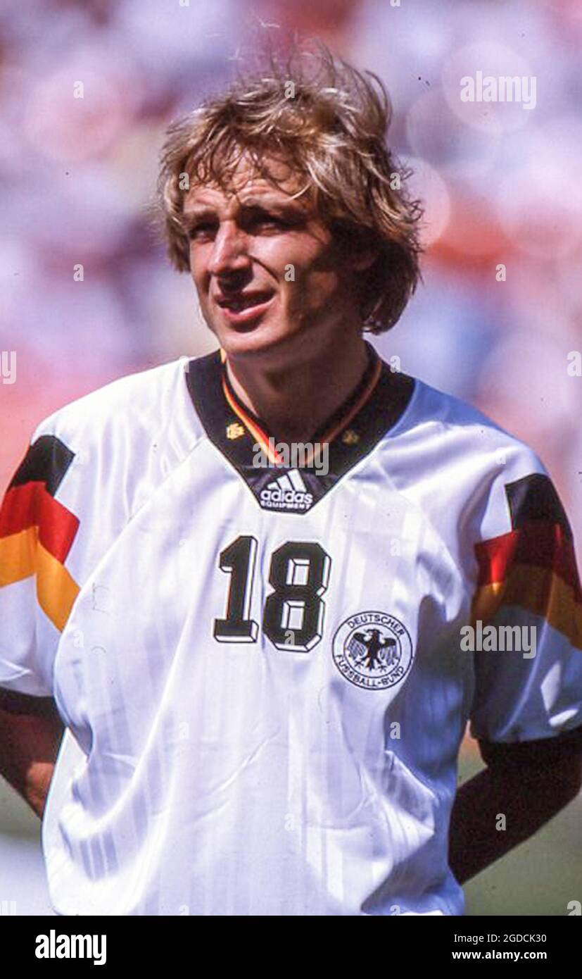 Jurgen Klinsmann vor einem deutschen Nationalmannschaftsspiel Stockfoto