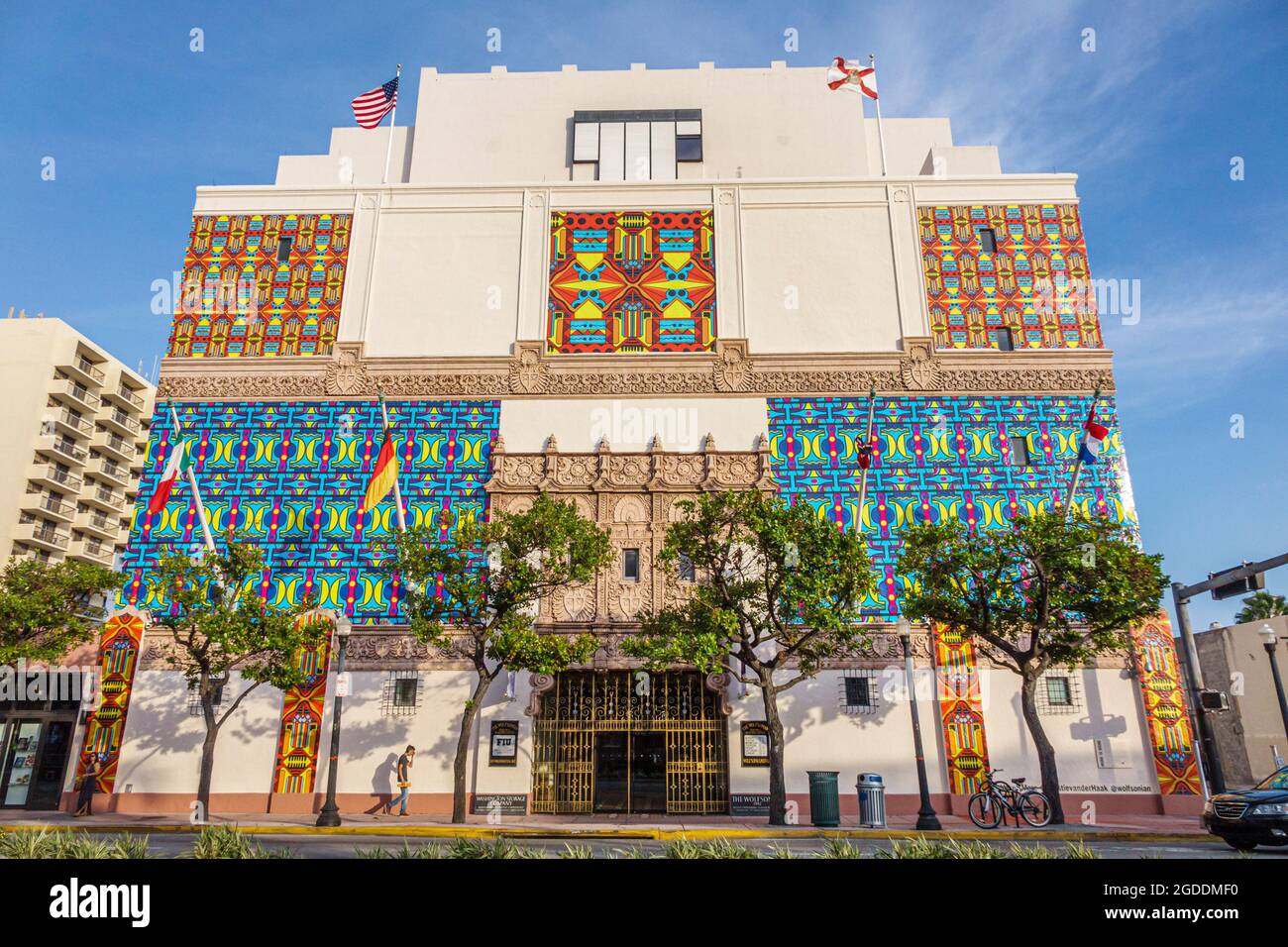 Miami Beach Florida, Wolfsonian-FIU Museum, Kunstdesign außen vor modernem holländischem Design, Christie van der Haak Artist Installation Building Wrap, Stockfoto