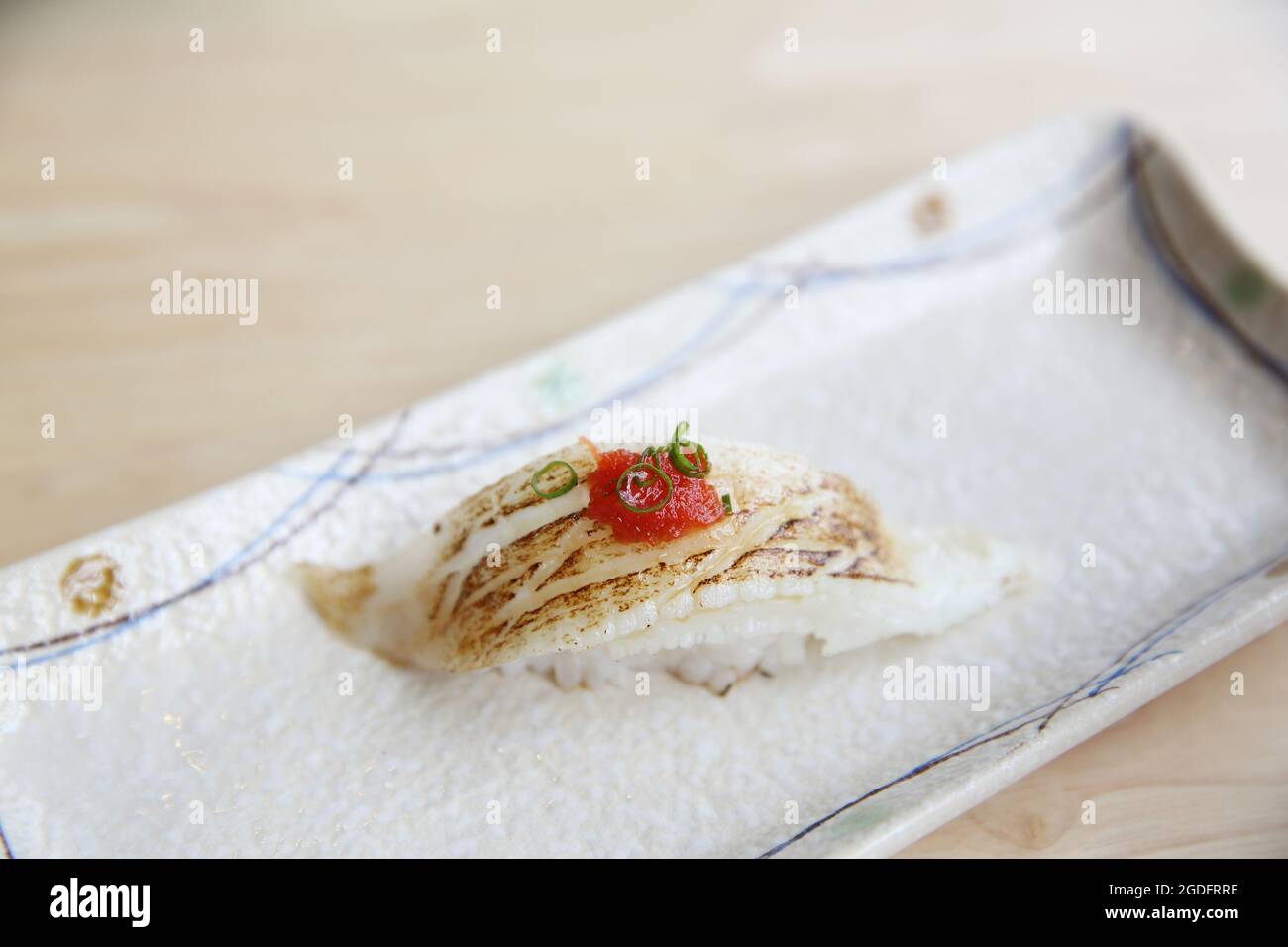 Gegrilltes Heilbutt Sushi japanisches Essen Stockfoto